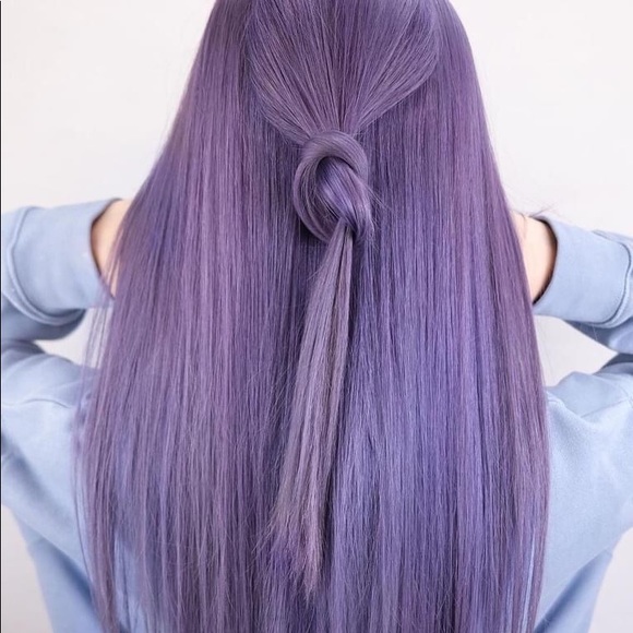 Meet your Posher, Emily - Picture 1 of 1